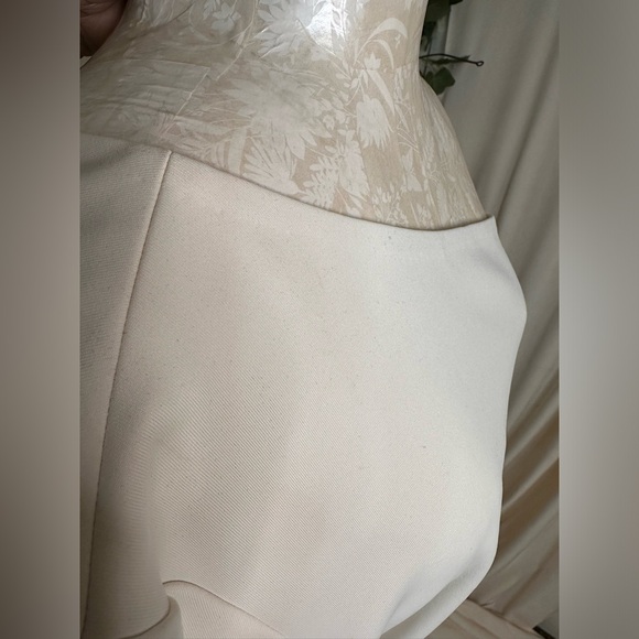 Rosetta Getty off shoulder Top‎ Color Parchment Sz L NWT - Picture 4 of 8